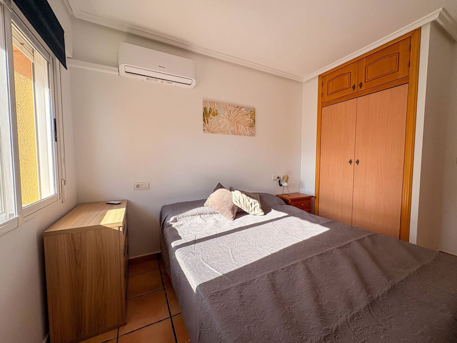 3 Zimmer Wohnung zu vermieten in Torrevieja mit Garage - 1.250 € (Ref: 9719450)