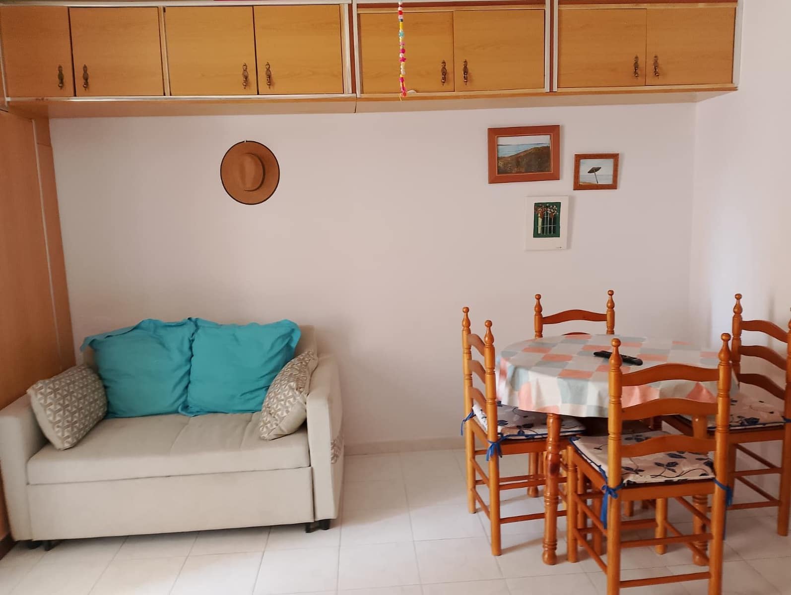 Studio de 1 chambre à louer à Torrevieja avec piscine - 690 € (Ref: 9719451)