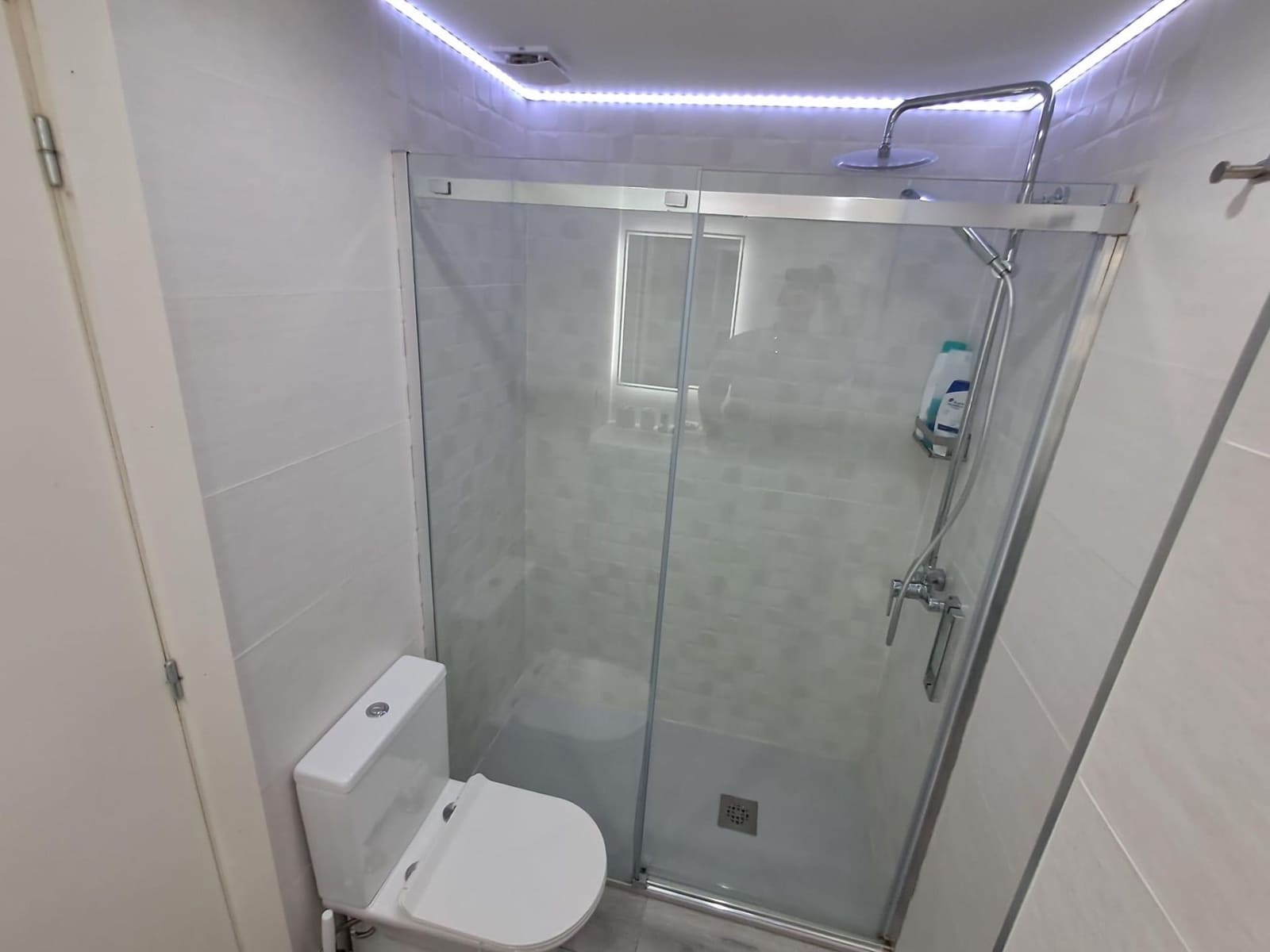 2 Zimmer Wohnung zu vermieten in Orihuela Costa mit Pool Garage - 900 € (Ref: 9719452)