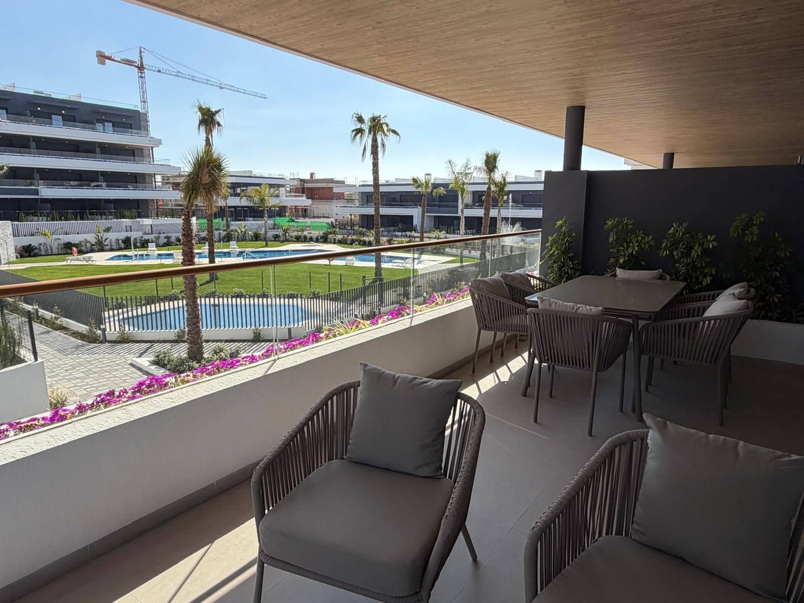 2 bedroom Flat for rent in Torrevieja with pool garage - € 2,250 (Ref: 9726310)