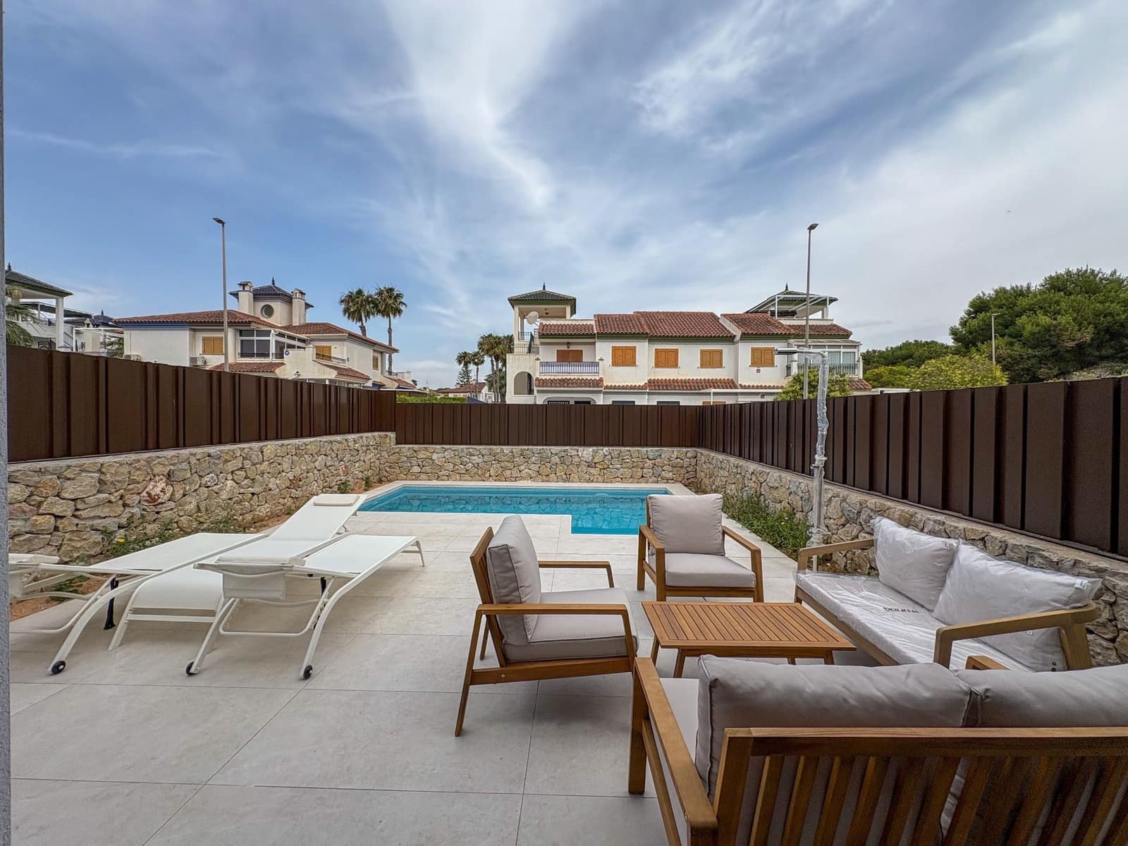 Villa/Maison de 3 chambres à louer à Pilar de la Horadada avec piscine garage - 2 600 € (Ref: 9726311)