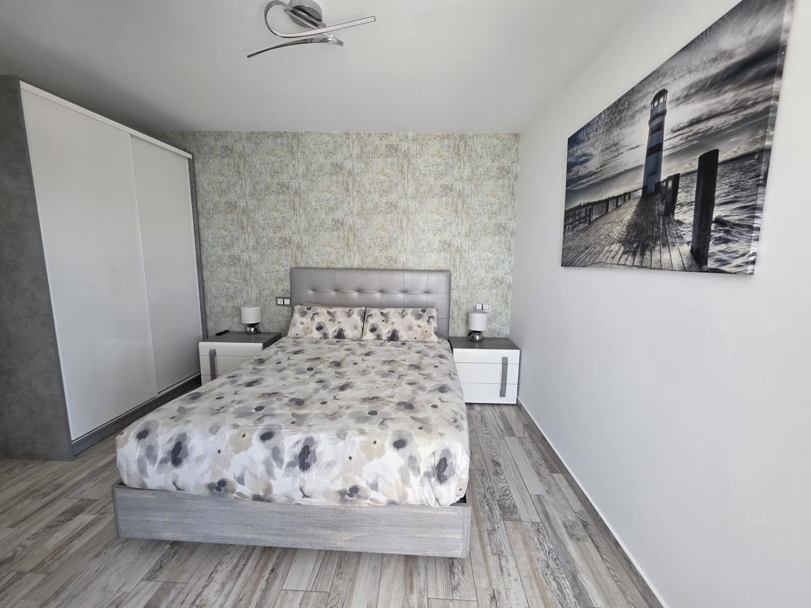 2 bedroom Flat for rent in Torrevieja - € 1,100 (Ref: 9731659)