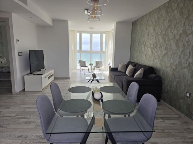 2 Zimmer Wohnung zu vermieten in Torrevieja - 1.100 € (Ref: 9731659)