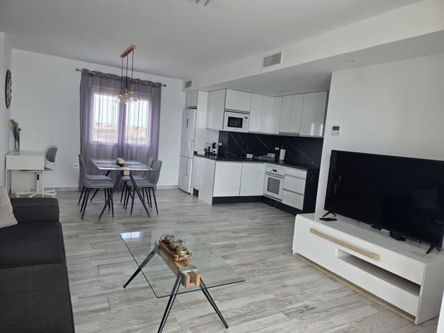 2 Zimmer Wohnung zu vermieten in Torrevieja - 1.100 € (Ref: 9731659)