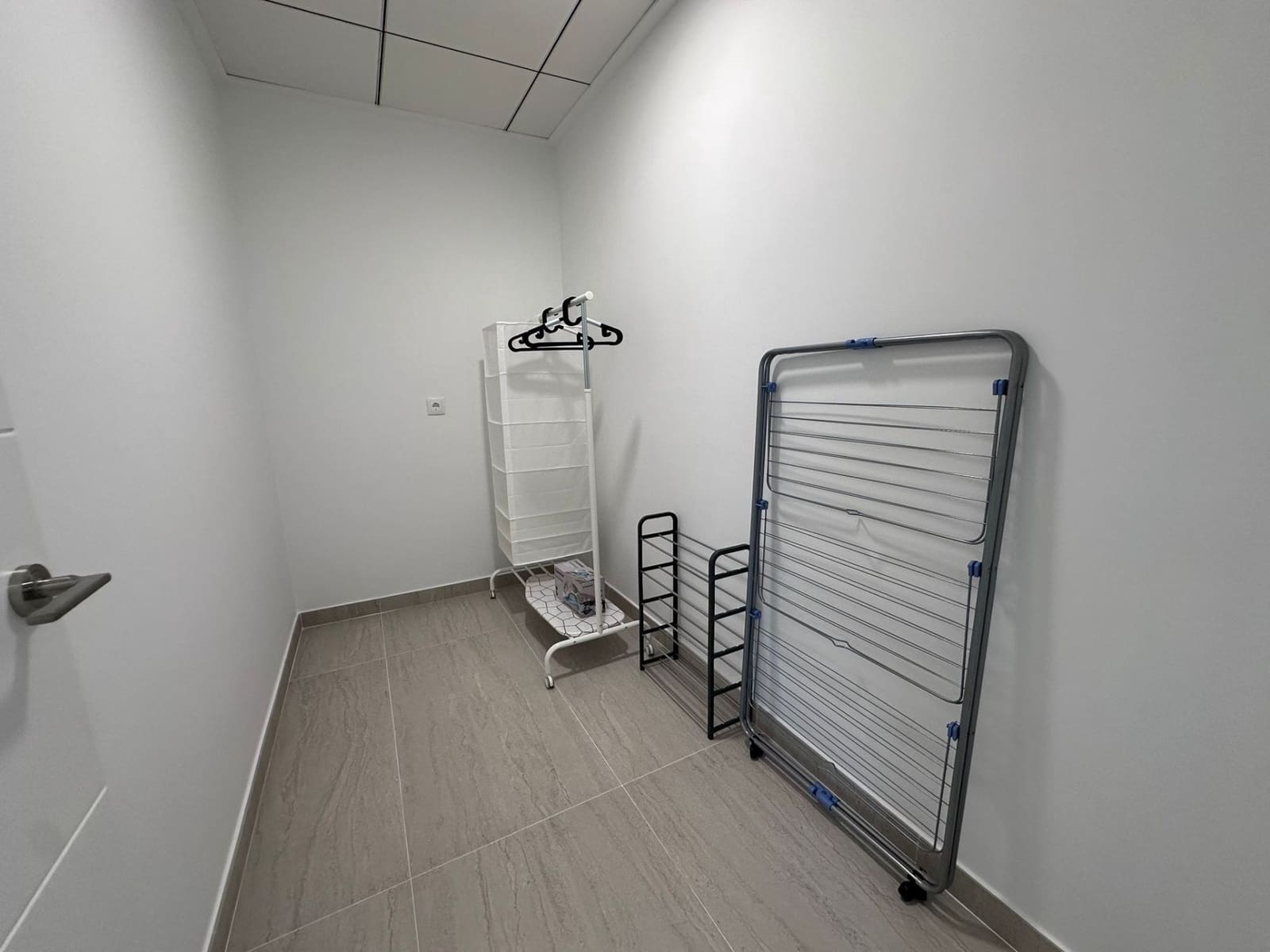 3 soveværelse Villa til leje i Alicante by - € 1.000 (Ref: 9741480)