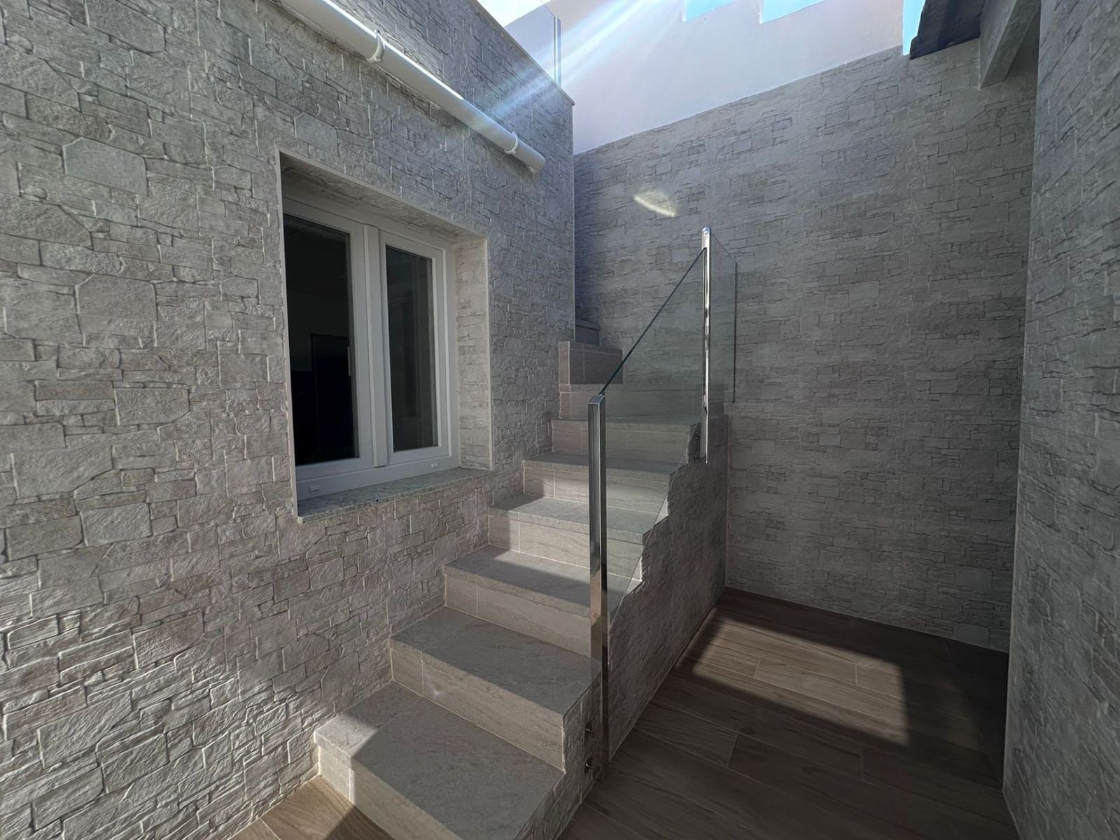 3 soveværelse Villa til leje i Alicante by - € 1.000 (Ref: 9741480)