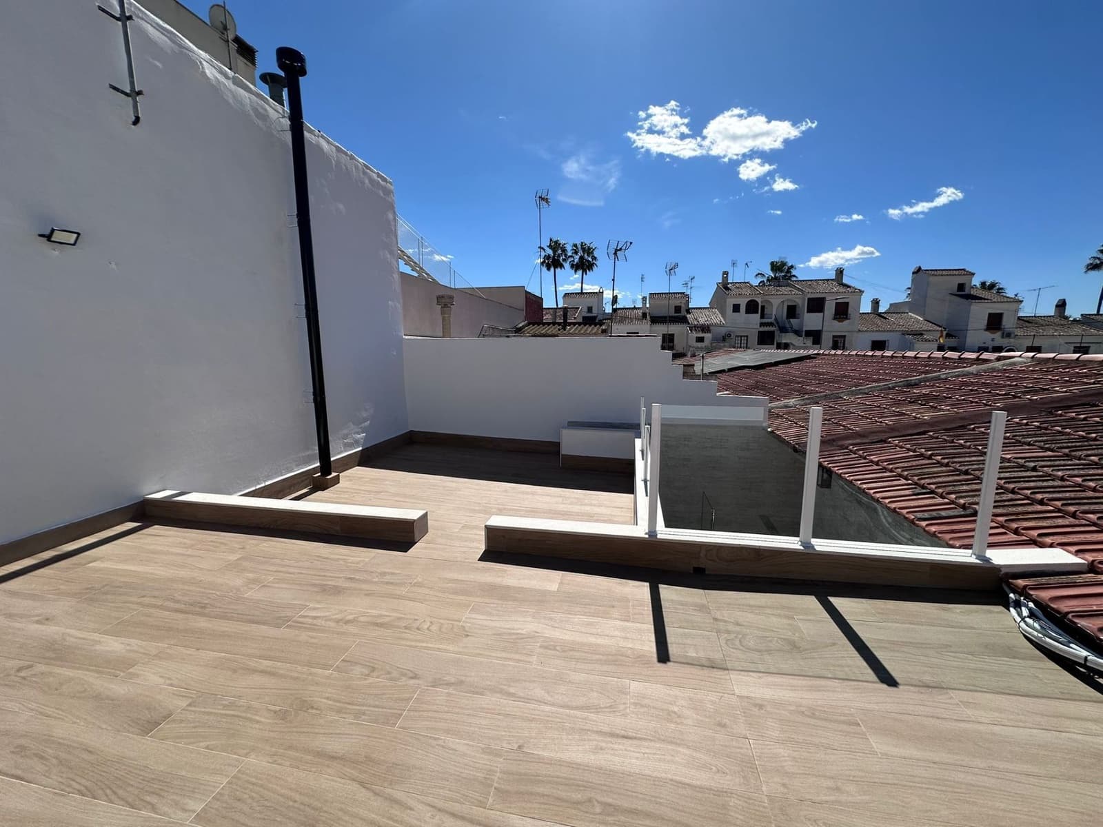 3 soveværelse Villa til leje i Alicante by - € 1.000 (Ref: 9741480)