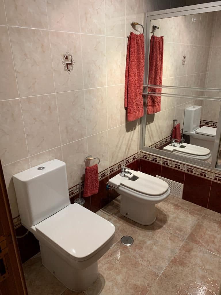 3 camera da letto Appartamento da affittare in Alicante citta - 900 € (Rif: 9741482)
