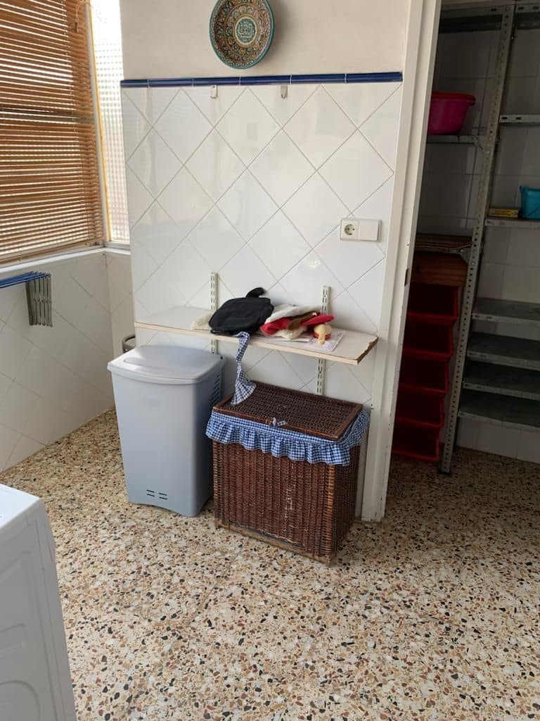 3 camera da letto Appartamento da affittare in Alicante citta - 900 € (Rif: 9741482)