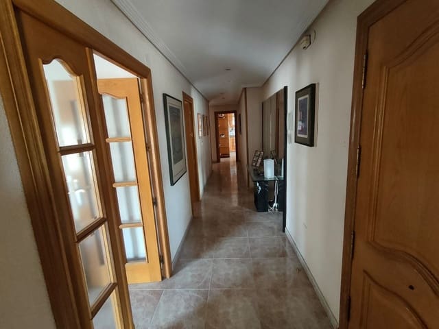 3 camera da letto Appartamento da affittare in Alicante città - 900 € (Rif: 9741482)