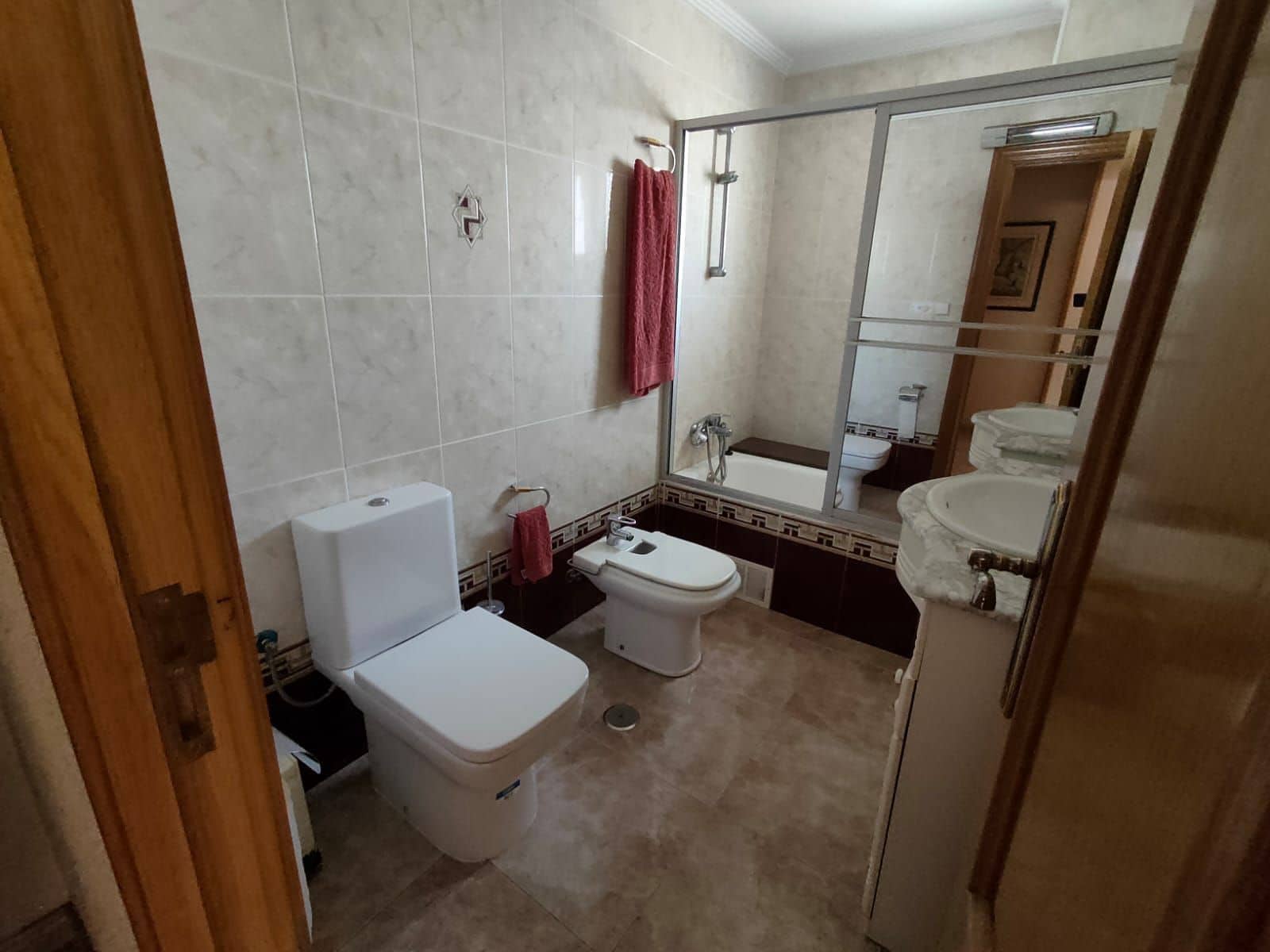 3 camera da letto Appartamento da affittare in Alicante citta - 900 € (Rif: 9741482)