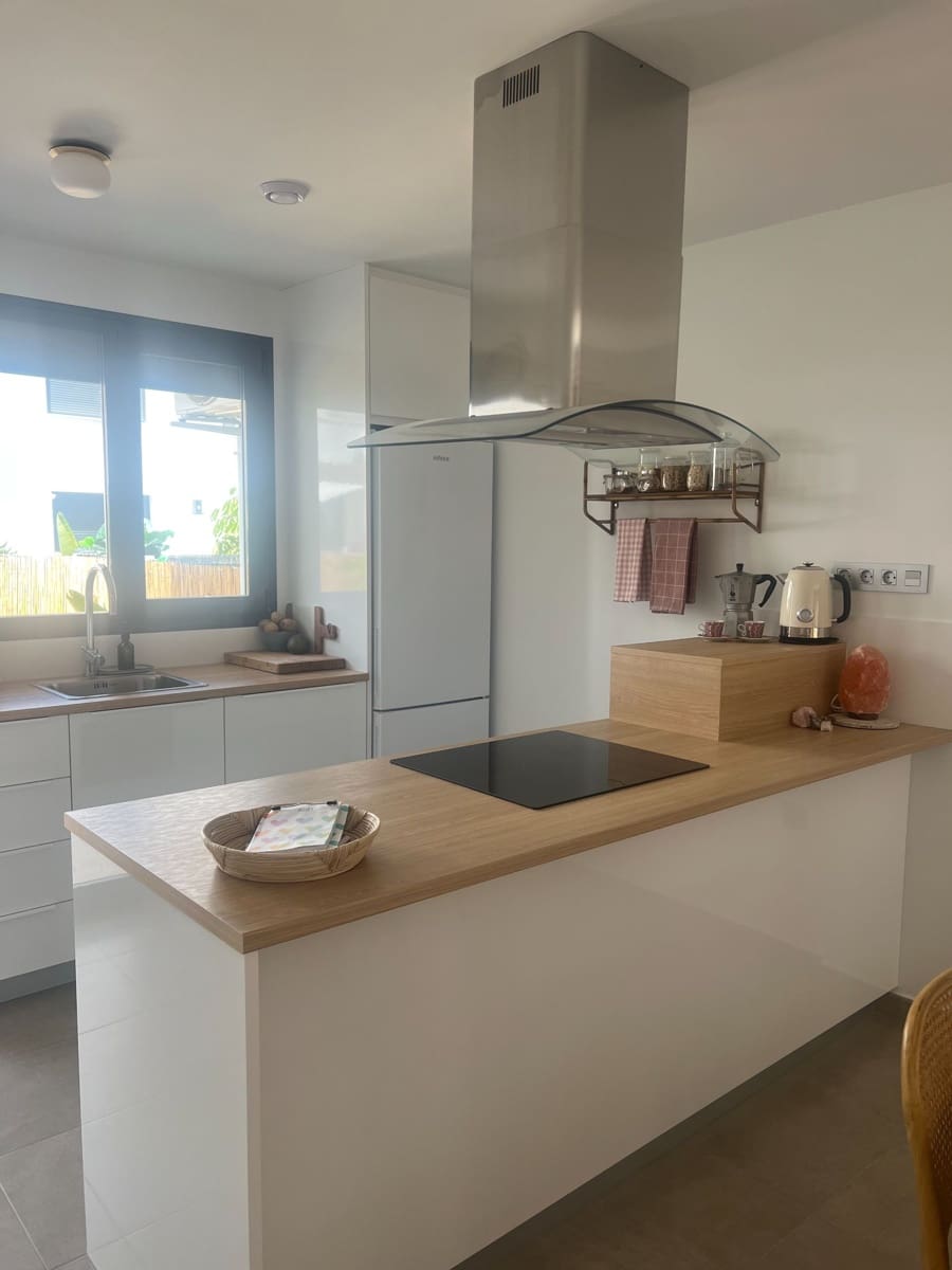 3 soverom Leilighet til leie i San Javier med svømmebasseng garasje - € 1 500 (Ref: 9751587)