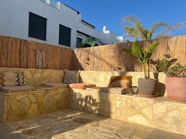 3 soverom Leilighet til leie i San Javier med svømmebasseng garasje - € 1 500 (Ref: 9751587)