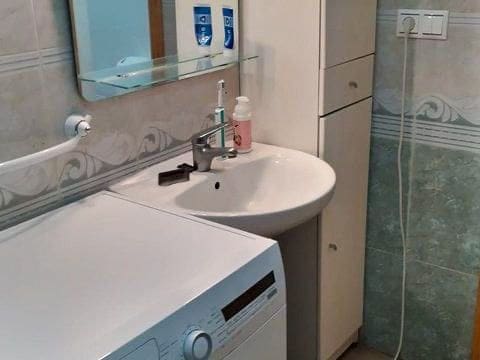 2 bedroom Flat for rent in Torrevieja - € 750 (Ref: 9755308)