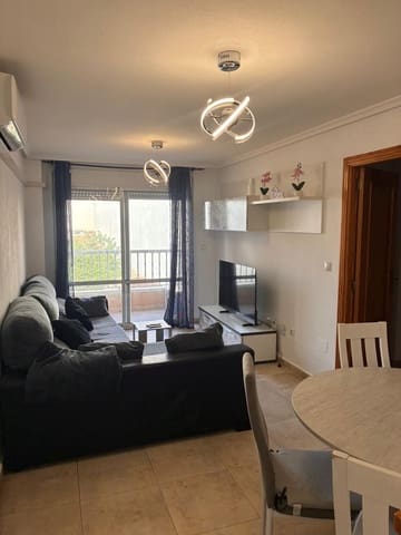 2 Zimmer Wohnung zu vermieten in Torrevieja - 750 € (Ref: 9755308)