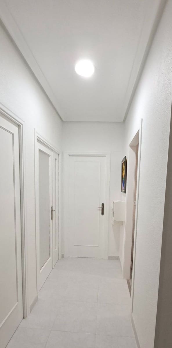 2 bedroom Flat for rent in Torrevieja with garage - € 1,100 (Ref: 9770267)