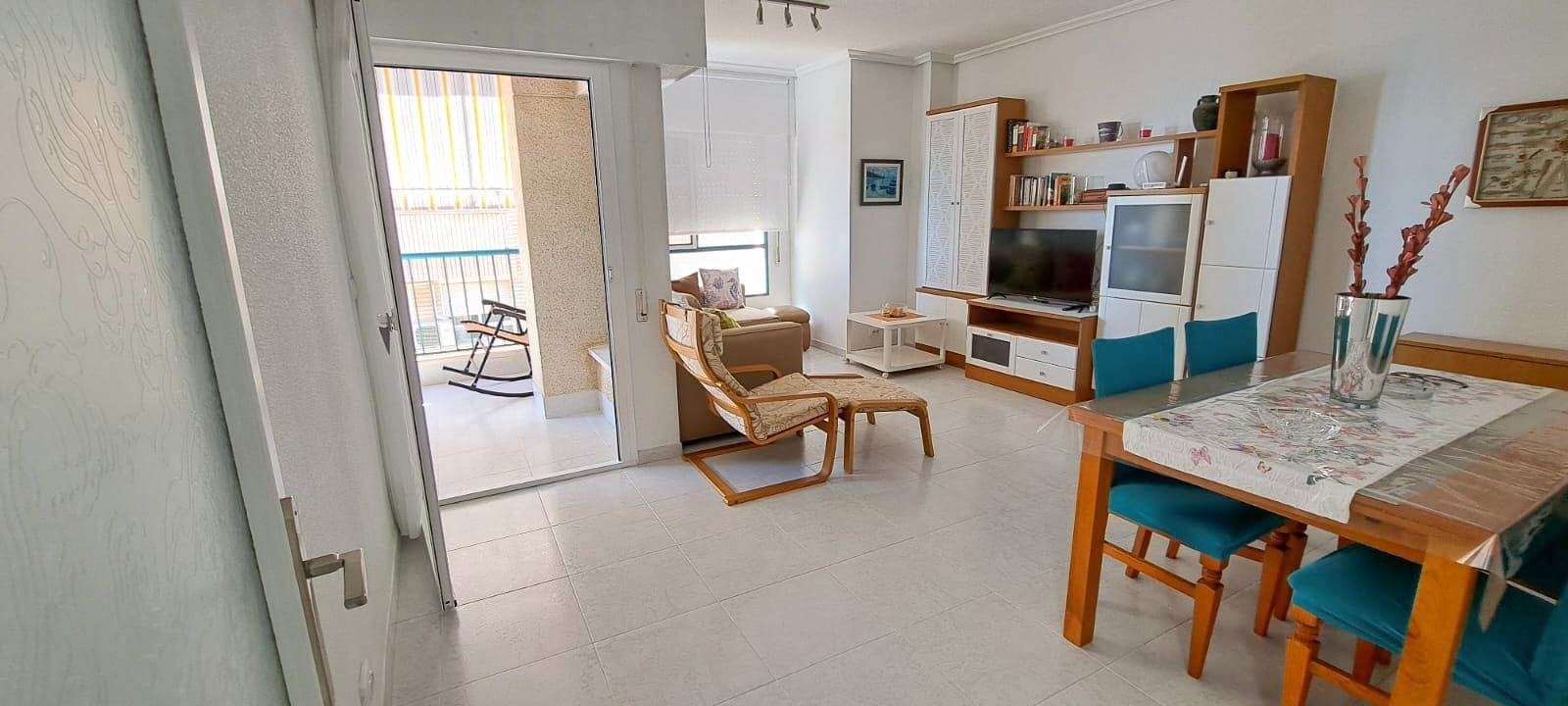 2 bedroom Flat for rent in Torrevieja with garage - € 1,100 (Ref: 9770267)