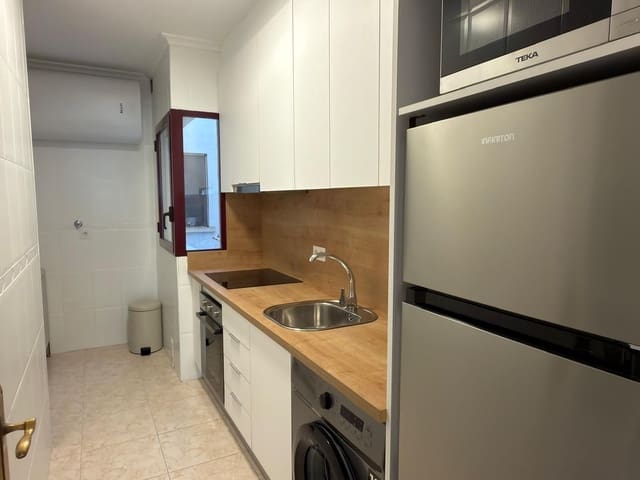 2 makuuhuone Asunto vuokrattavana paikassa Torrevieja - 950 € (Ref: 9770268)