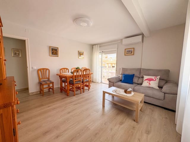 3 soverom Leilighet til leie i Torrevieja - € 950 (Ref: 9770269)