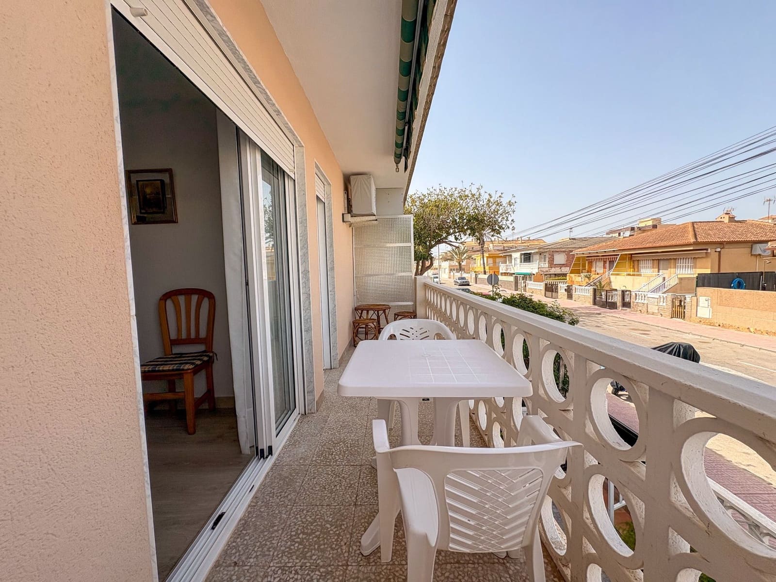 3 bedroom Flat for rent in Torrevieja - € 950 (Ref: 9770269)