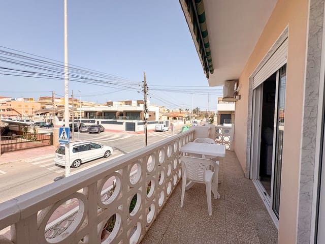 3 soverom Leilighet til leie i Torrevieja - € 950 (Ref: 9770269)