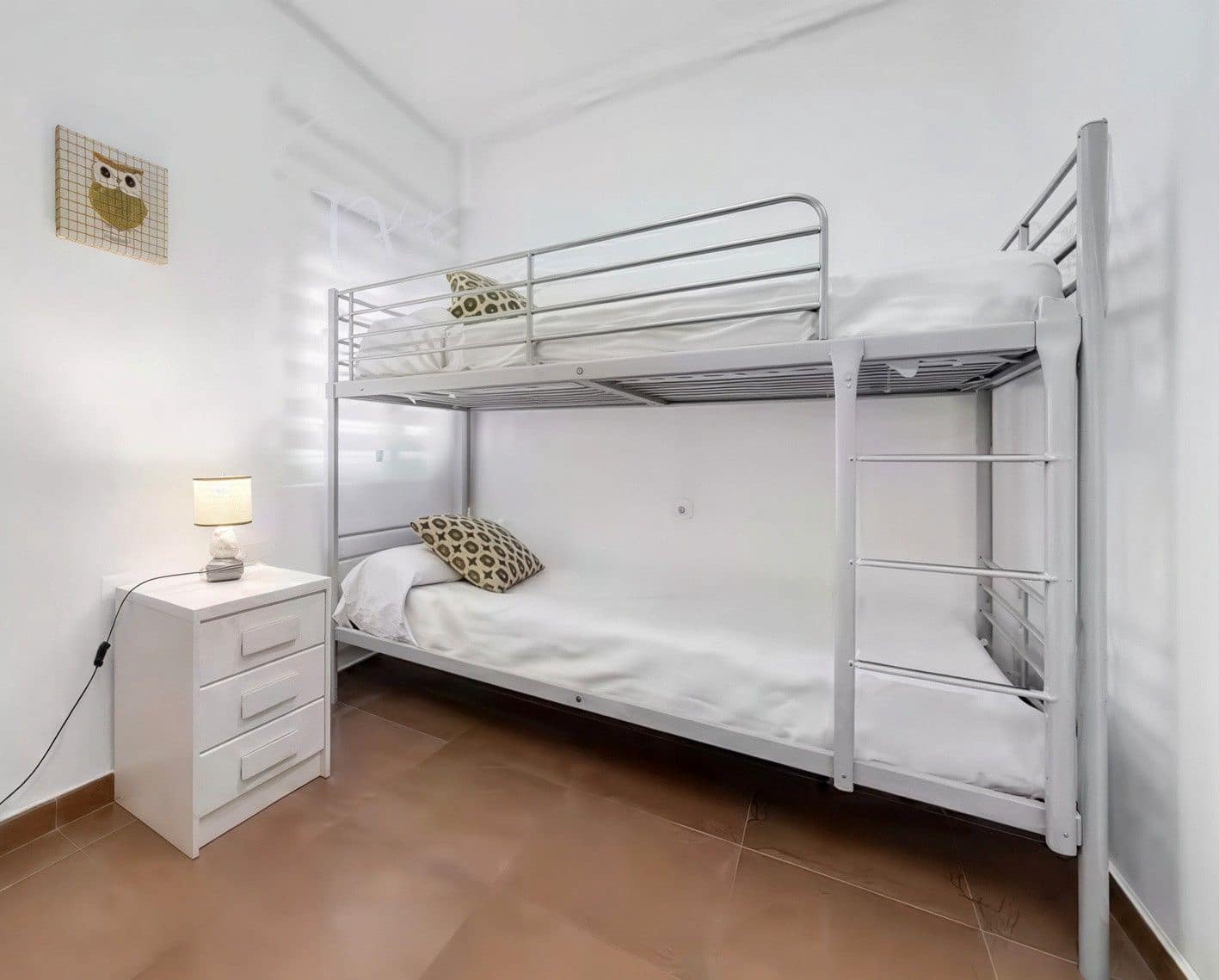 2 bedroom Flat for rent in Torrevieja - € 850 (Ref: 9777636)