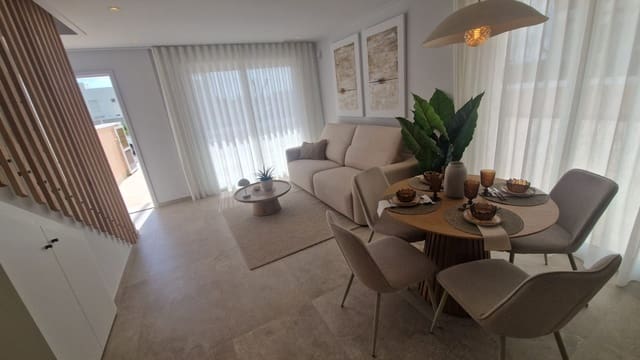 3 soverom Kjedet enebolig til salgs i Pilar de la Horadada med svømmebasseng garasje - € 349 000 (Ref: 9777637)