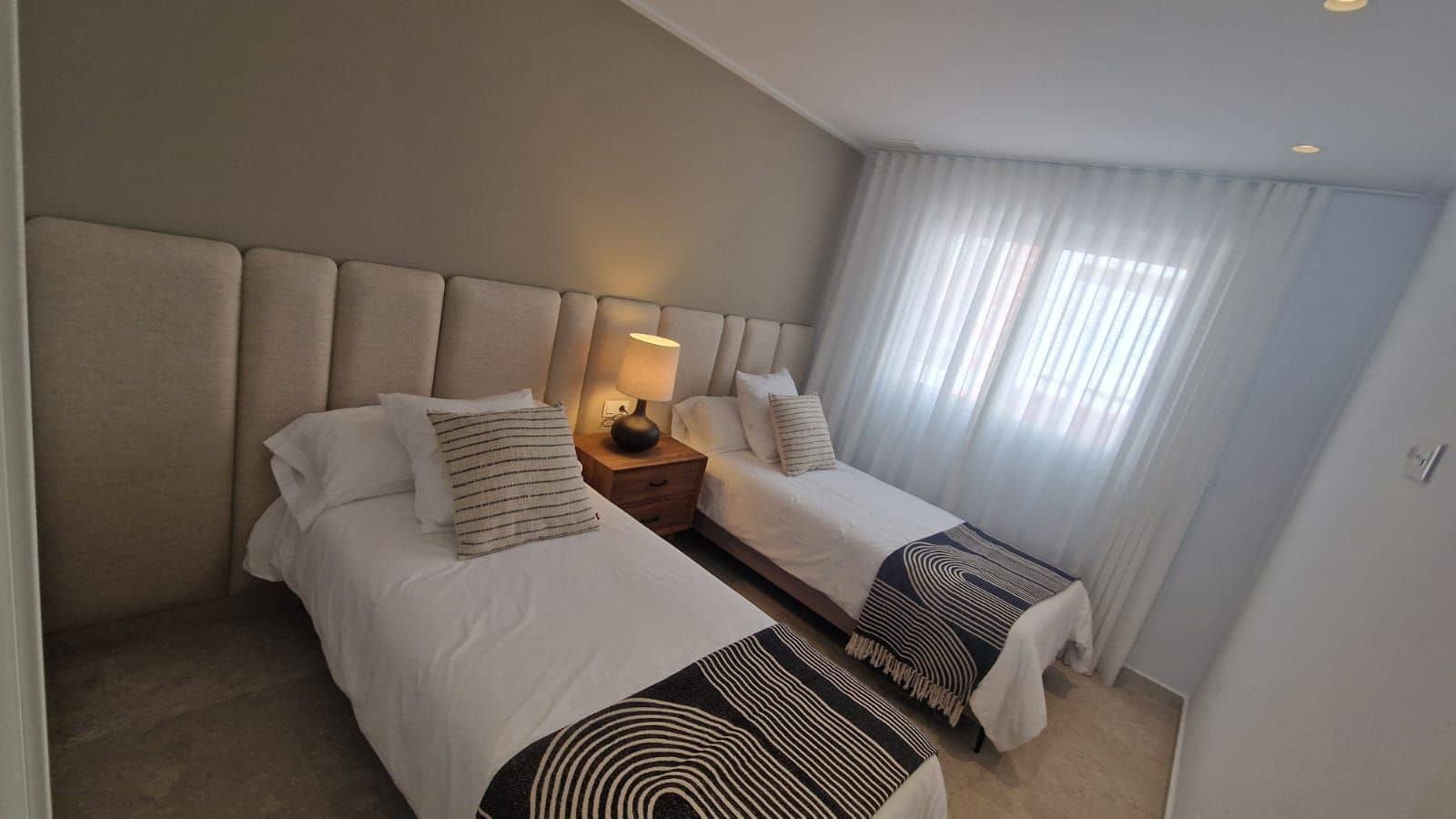 3 slaapkamer Halfvrijstaande villa te koop in Pilar de la Horadada met zwembad garage - € 349.000 (Ref: 9777637)