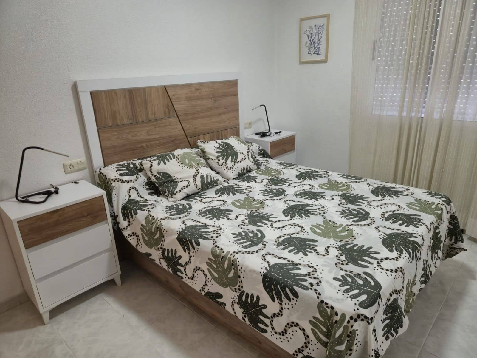 2 bedroom Flat for rent in Torrevieja - € 750 (Ref: 9782974)