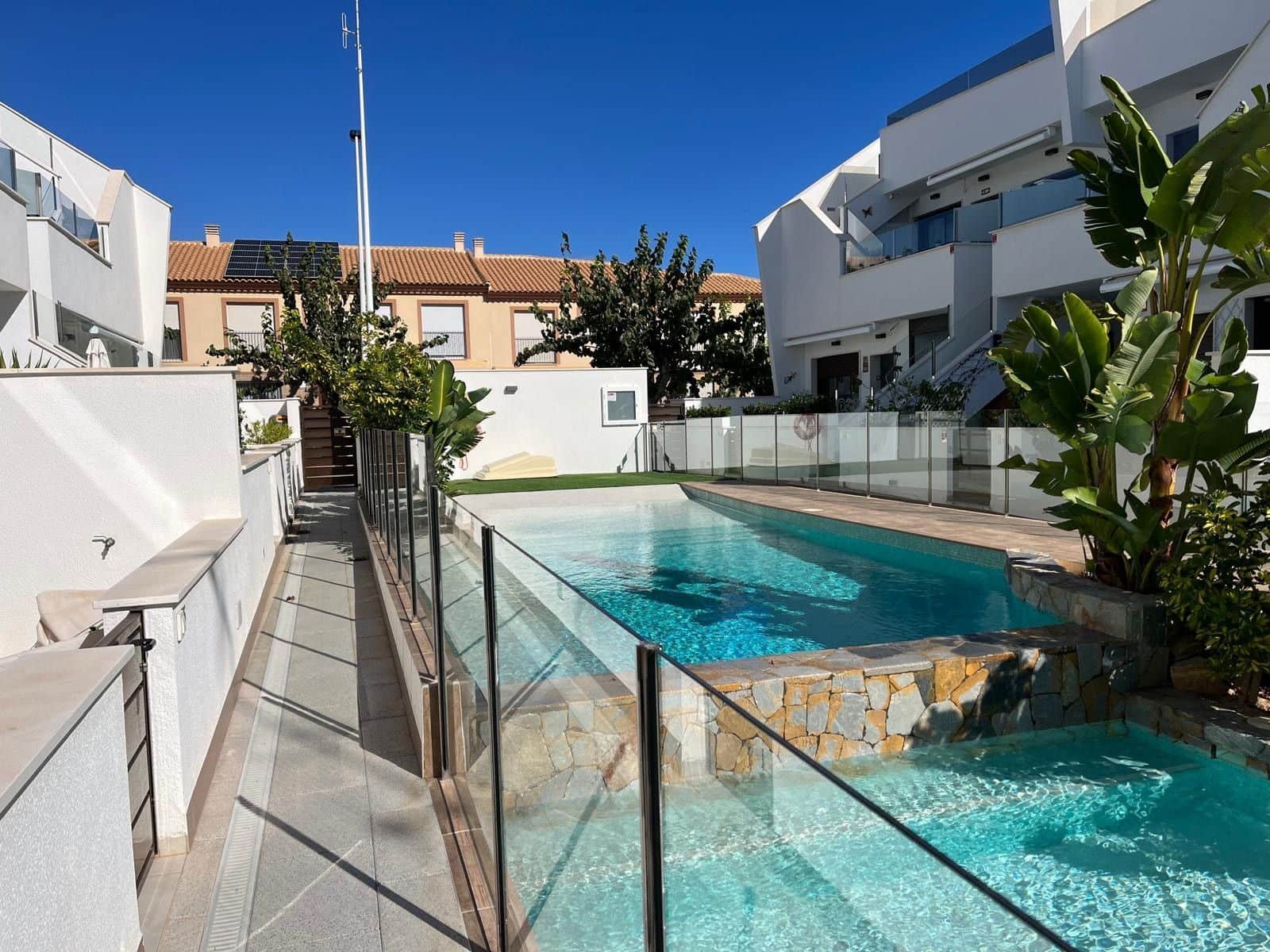 3 sypialnia Mieszkanie na sprzedaż w Lo Pagan z basenem garażem - 285 000 € (Ref: 9790219)