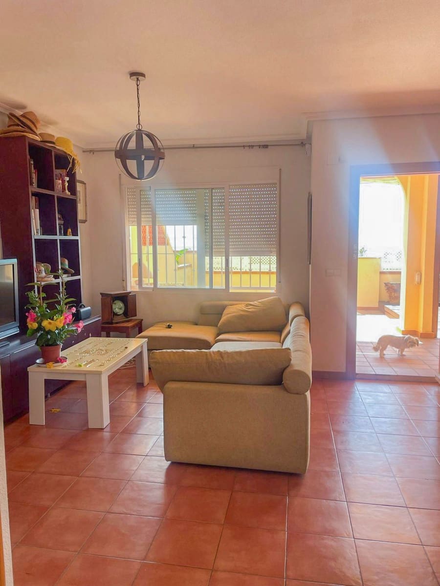 3 quarto Moradia para arrendar em Orihuela com piscina - 1 600 € (Ref: 9794059)