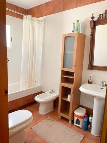 3 quarto Moradia para arrendar em Orihuela com piscina - 1 600 € (Ref: 9794059)