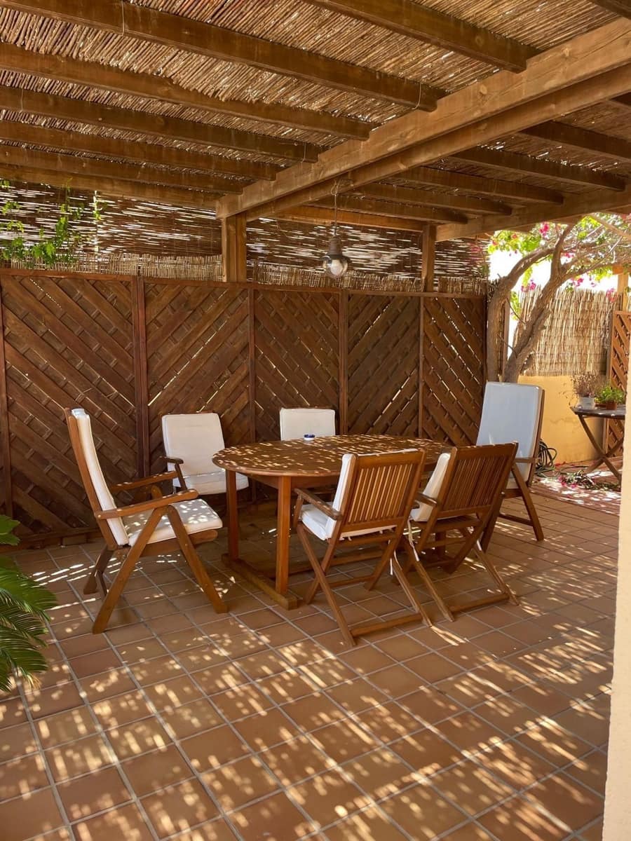 3 quarto Moradia para arrendar em Orihuela com piscina - 1 600 € (Ref: 9794059)