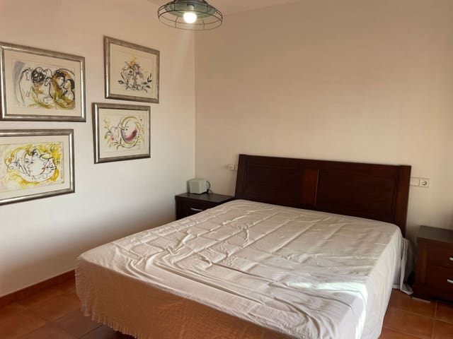 3 quarto Moradia para arrendar em Orihuela com piscina - 1 600 € (Ref: 9794059)