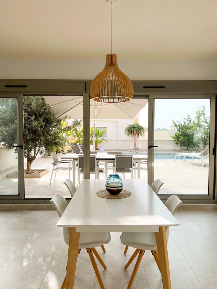 3 Zimmer Villa zu vermieten in San Miguel de Salinas mit Pool Garage - 2.200 € (Ref: 9794061)