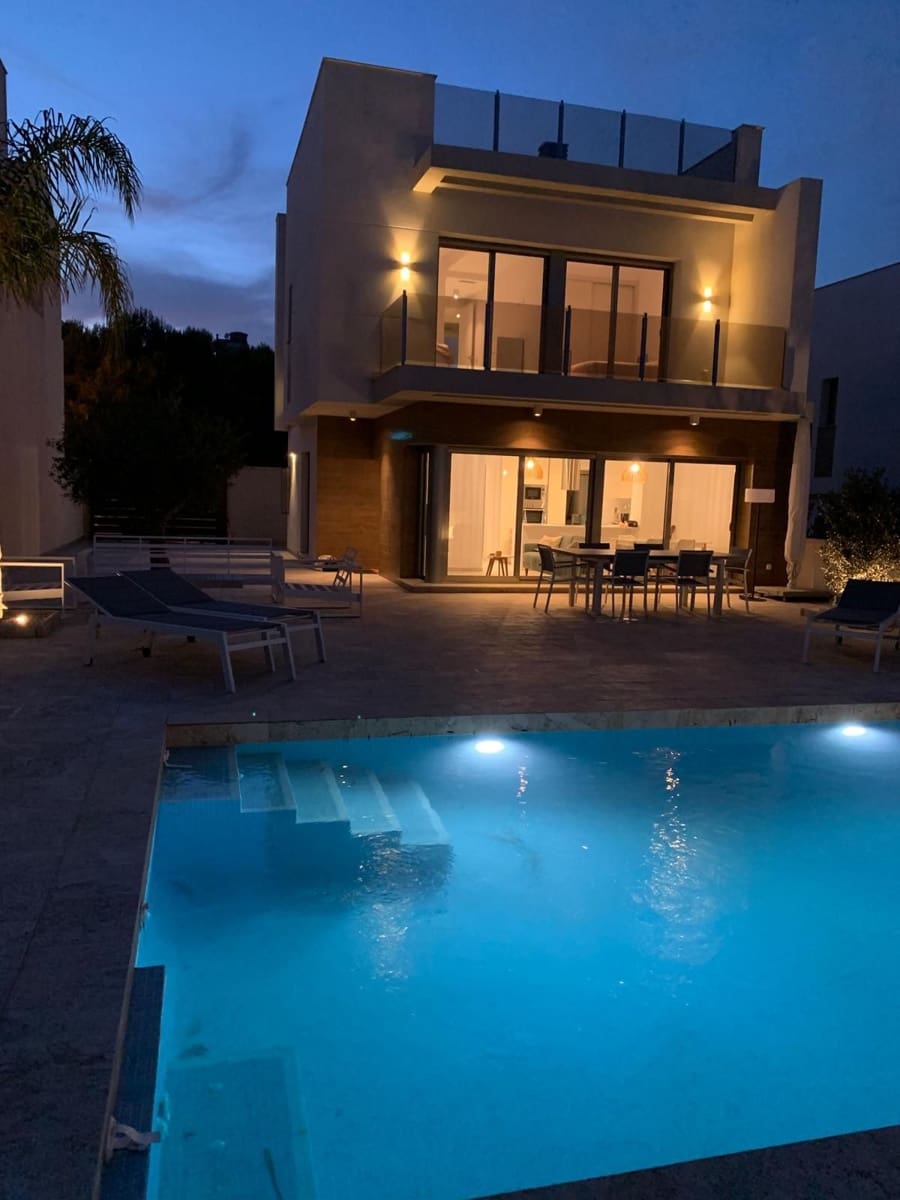 3 Zimmer Villa zu vermieten in San Miguel de Salinas mit Pool Garage - 2.200 € (Ref: 9794061)