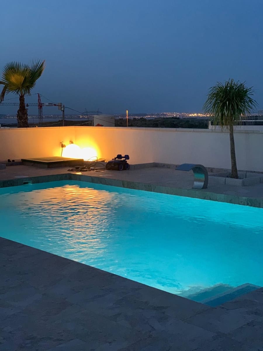 3 Zimmer Villa zu vermieten in San Miguel de Salinas mit Pool Garage - 2.200 € (Ref: 9794061)