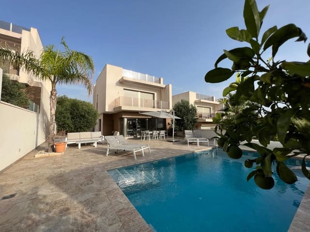 3 Zimmer Villa zu vermieten in San Miguel de Salinas mit Pool Garage - 2.200 € (Ref: 9794061)