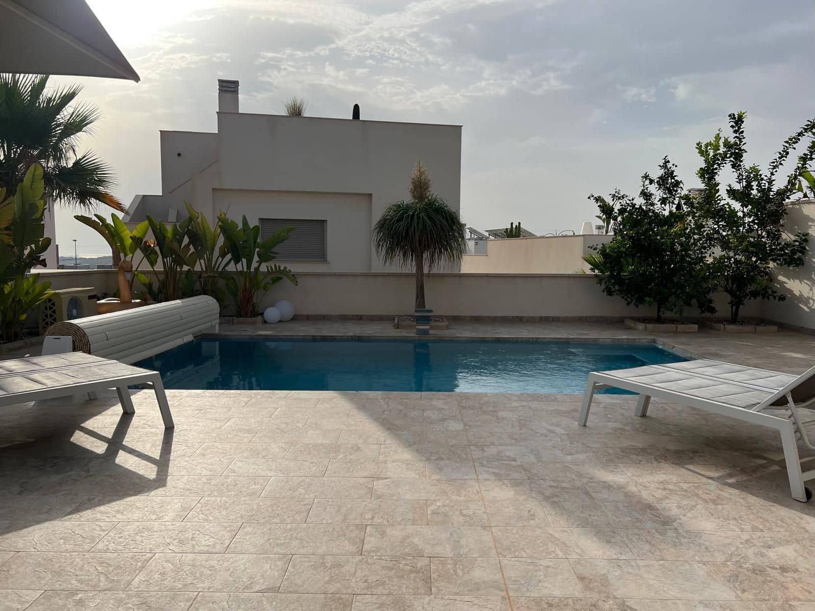 3 Zimmer Villa zu vermieten in San Miguel de Salinas mit Pool Garage - 2.200 € (Ref: 9794061)