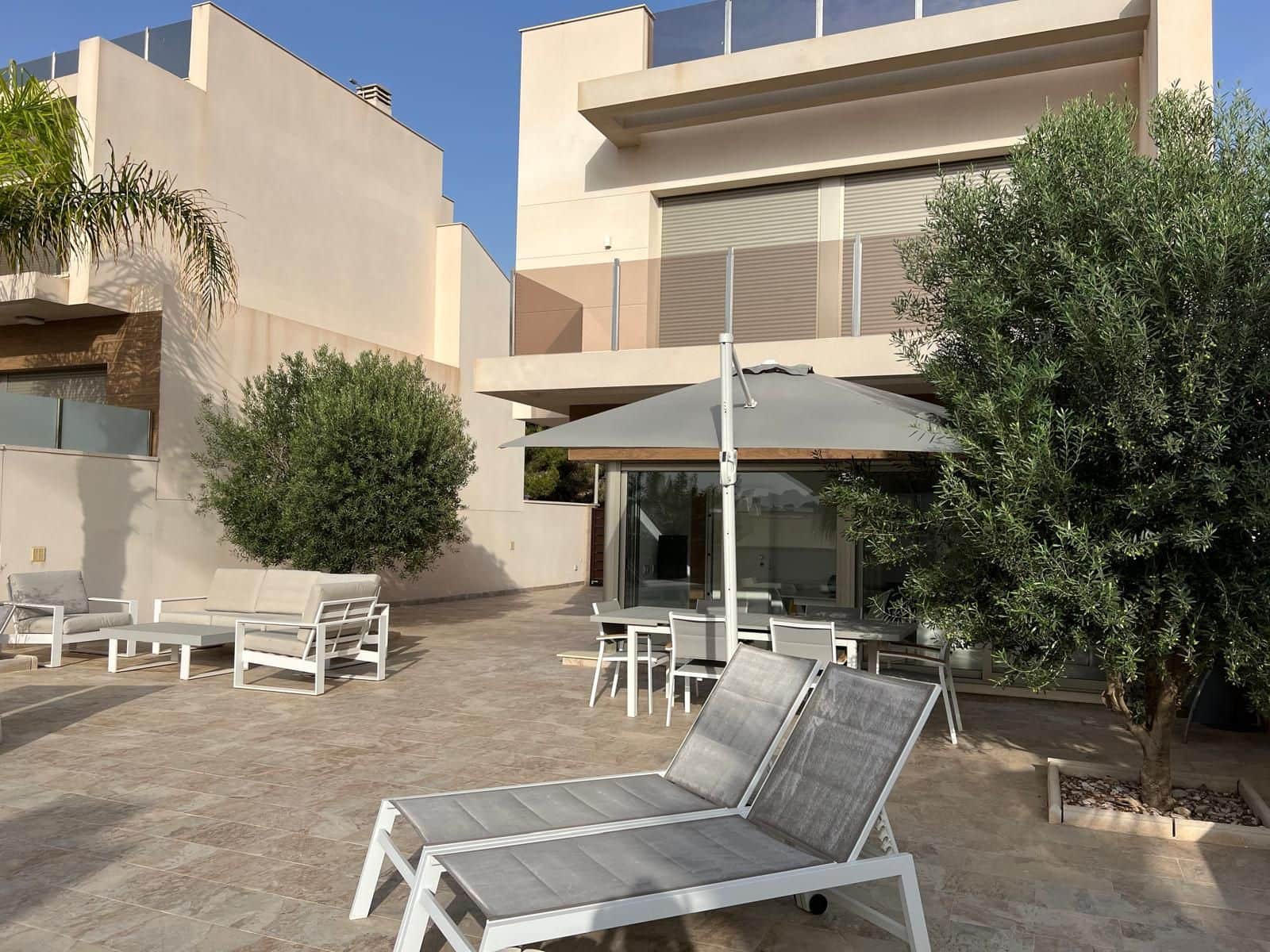 3 Zimmer Villa zu vermieten in San Miguel de Salinas mit Pool Garage - 2.200 € (Ref: 9794061)