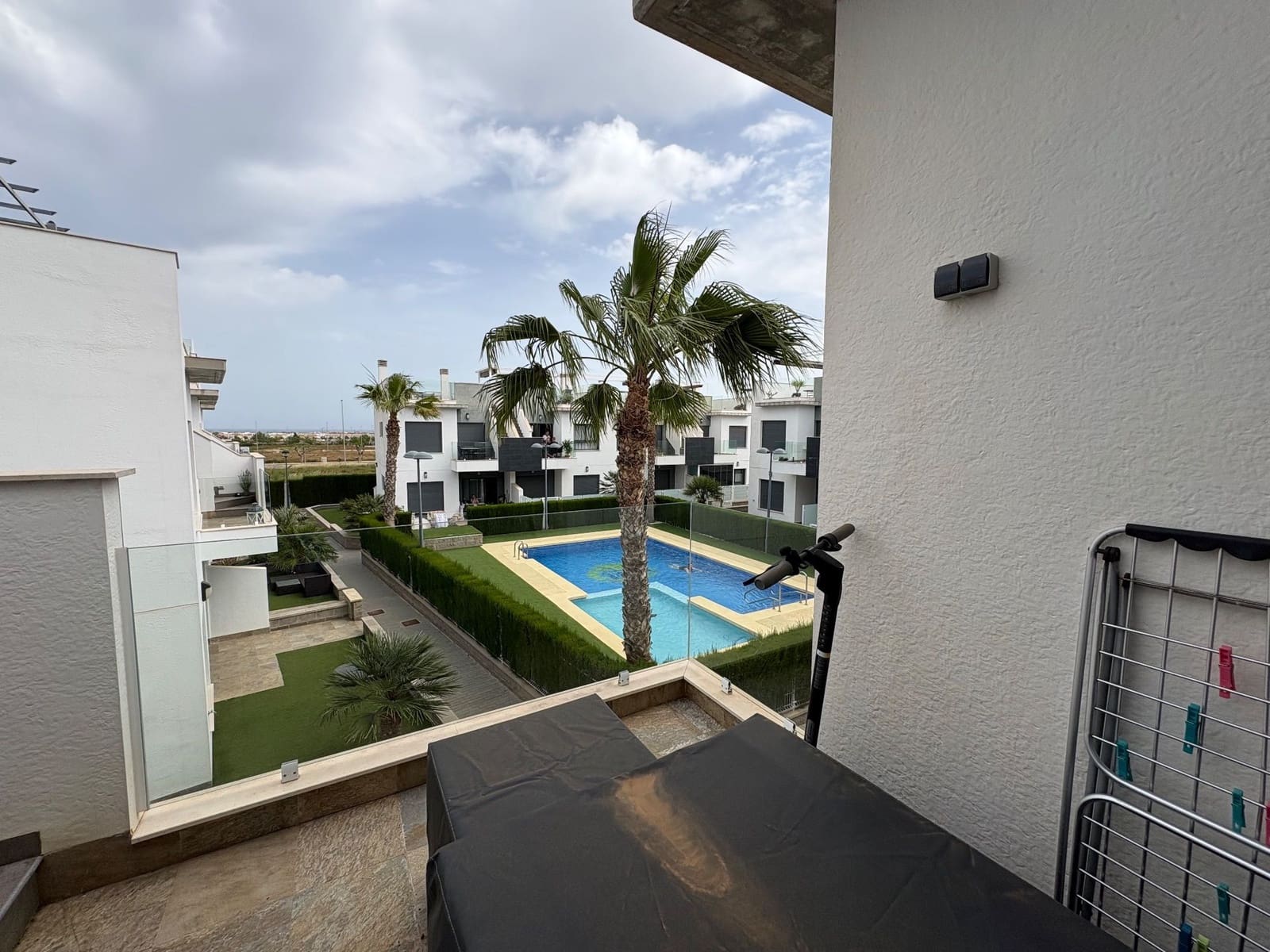 2 soverom Penthouse til salgs i Pilar de la Horadada med svømmebasseng - € 254 900 (Ref: 9796137)