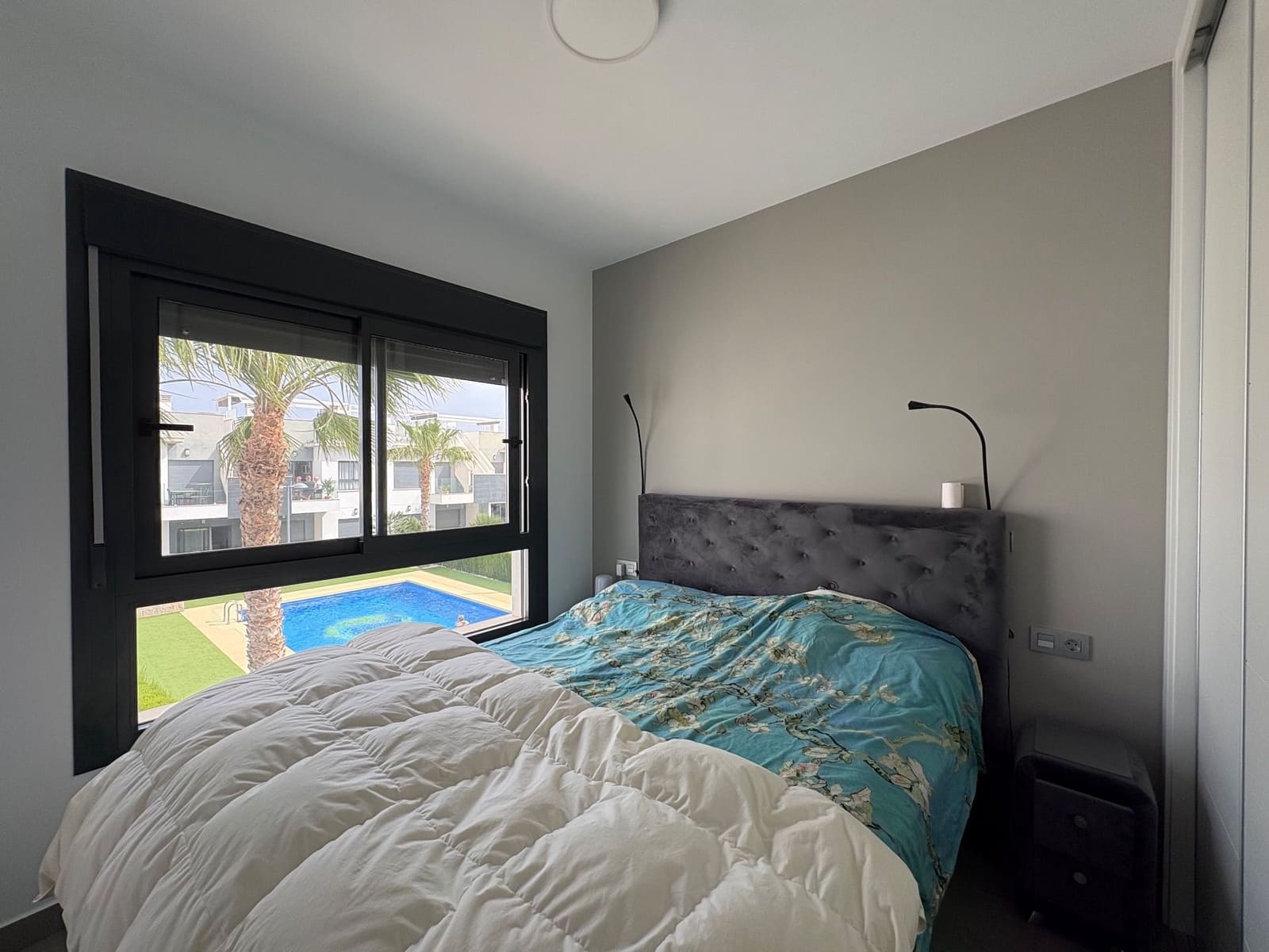 2 soverom Penthouse til salgs i Pilar de la Horadada med svømmebasseng - € 254 900 (Ref: 9796137)