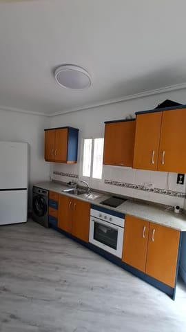 Studio til leje i San Miguel de Salinas - € 500 (Ref: 9803899)