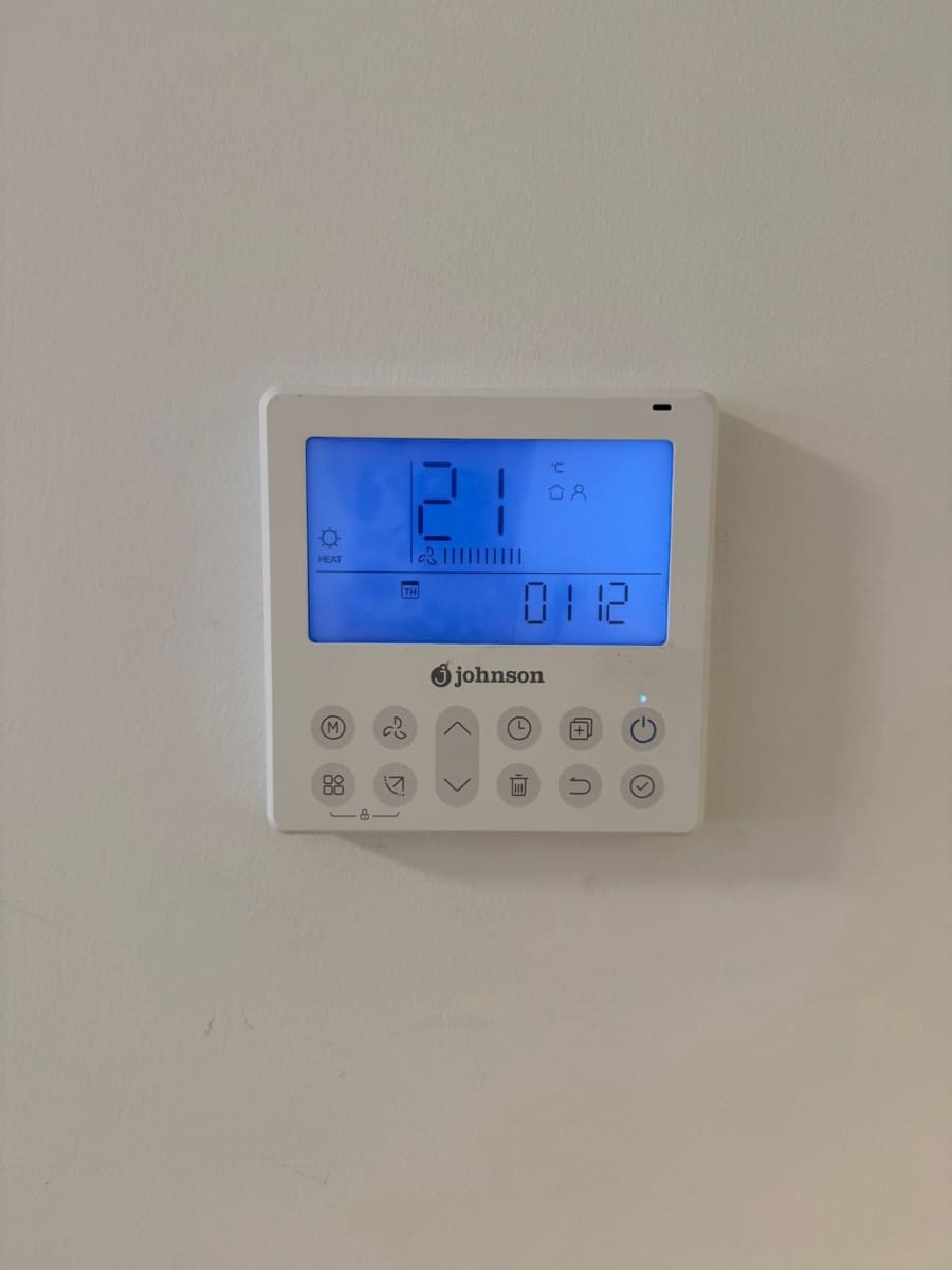 1 quarto Apartamento para arrendar em Torrevieja com piscina - 850 € (Ref: 9803900)