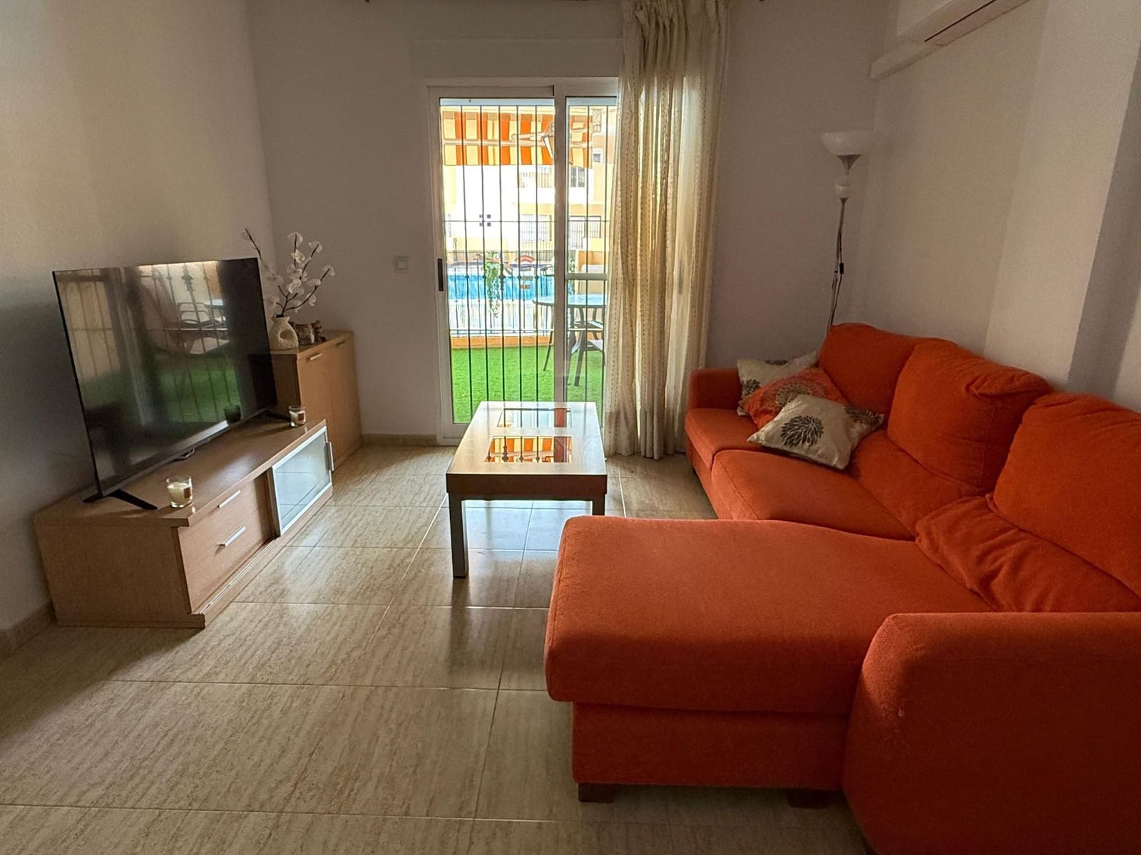 2 bedroom Flat for rent in Los Narejos with pool garage - € 900 (Ref: 9806060)