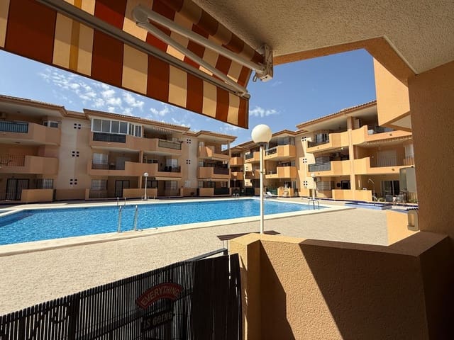 Appartement de 2 chambres à louer à Los Narejos, Los Alcázares avec piscine garage - 900 € (Ref: 9806060)