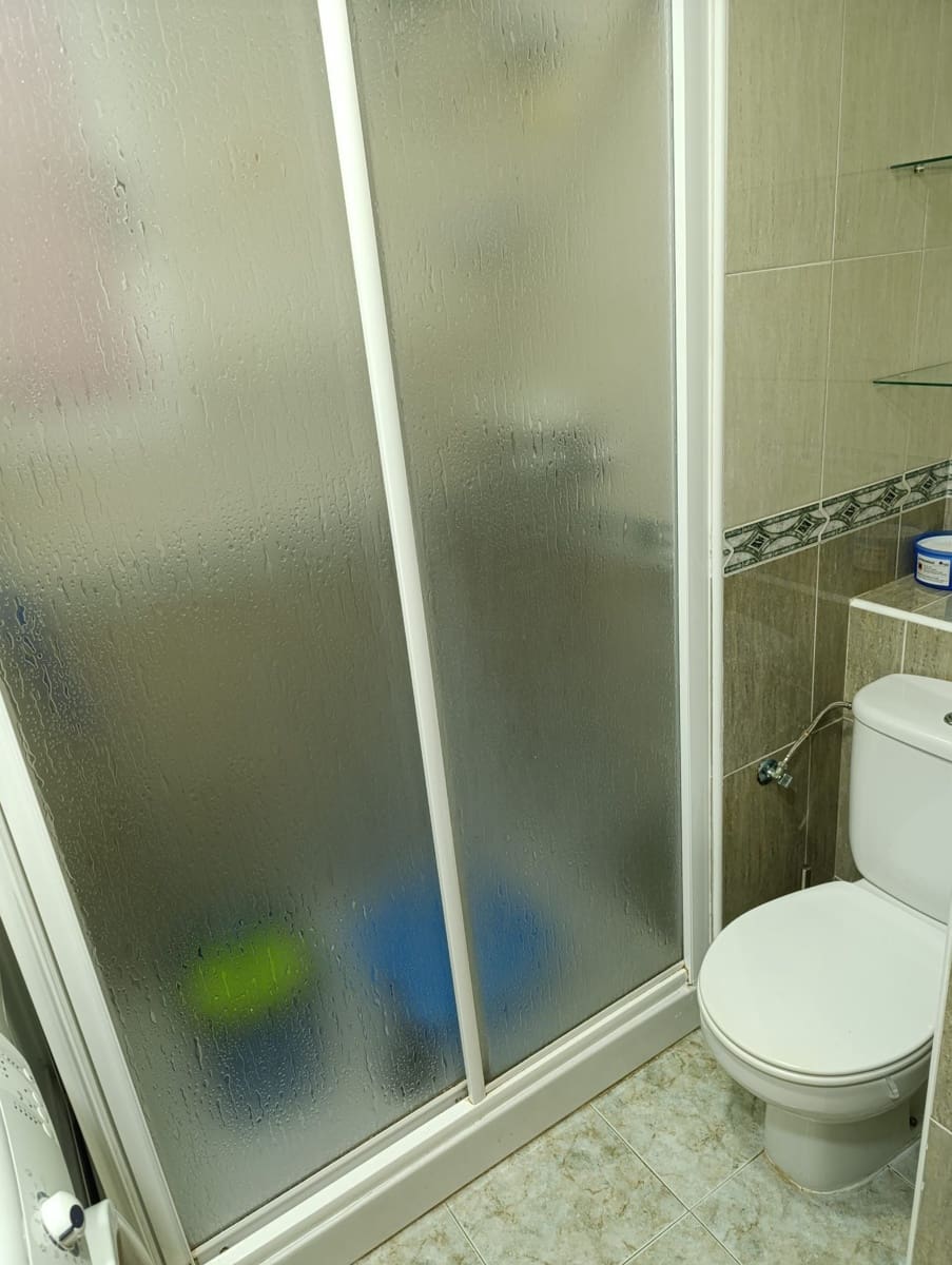 2 slaapkamer Flat te huur in Guardamar del Segura - € 700 (Ref: 9806063)