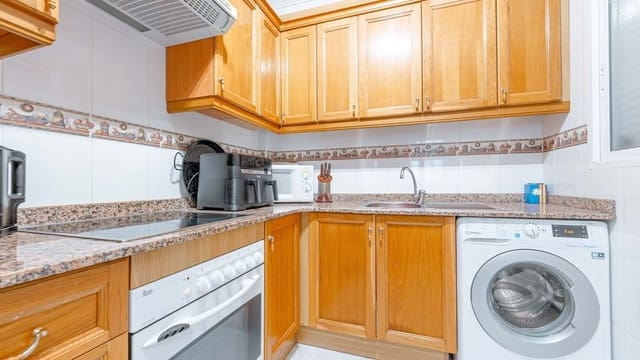 Chalet de 2 habitaciones en Orihuela en alquiler con piscina garaje - 1.300 € (Ref: 9806065)