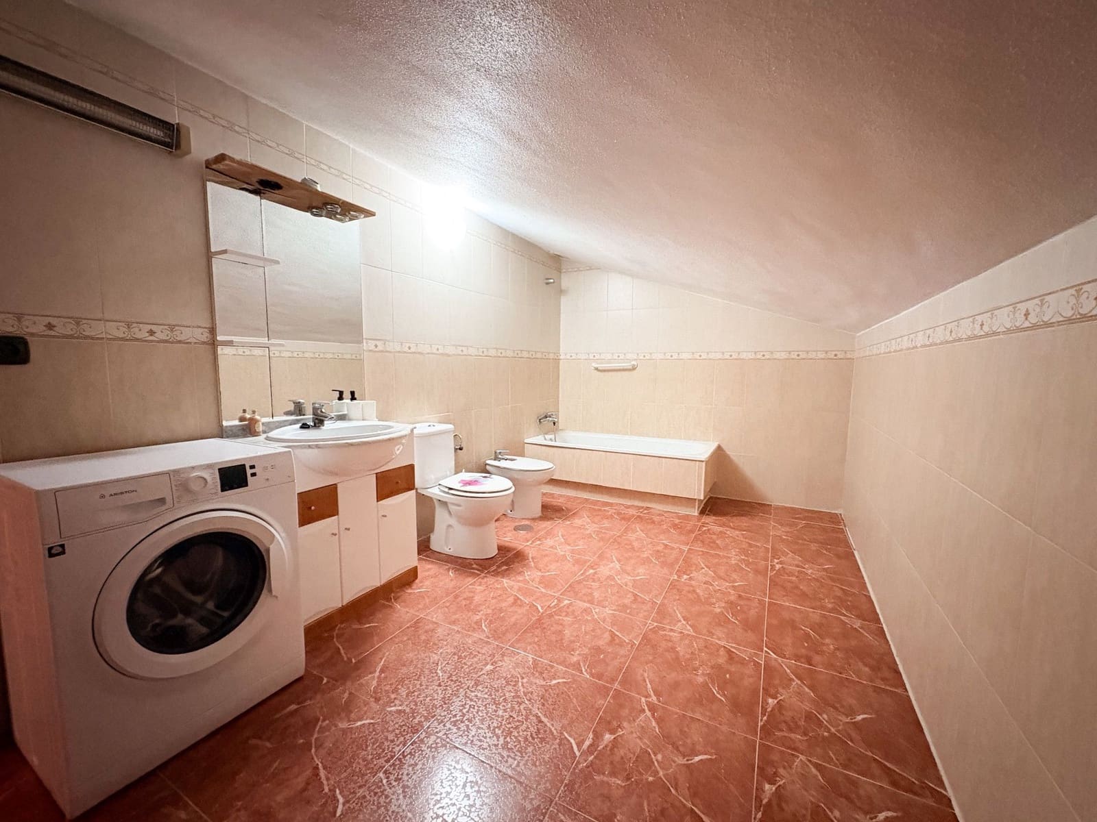 3 soveværelse Byhus til leje i Los Alcazares med garage - € 850 (Ref: 9815471)