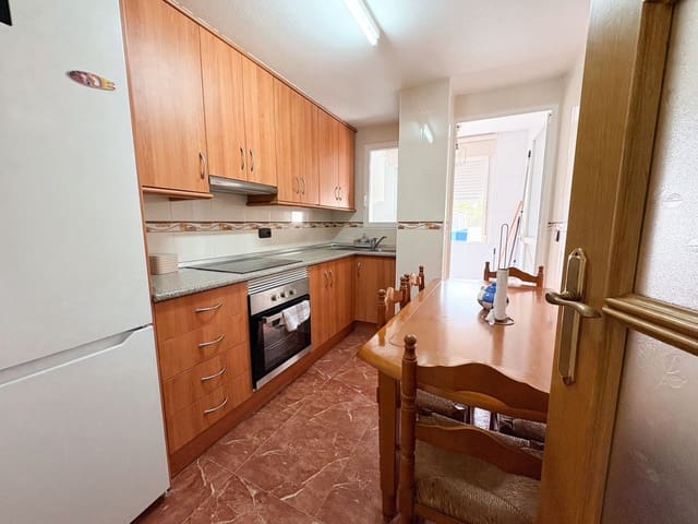 3 soveværelse Byhus til leje i Los Alcázares med garage - € 850 (Ref: 9815471)